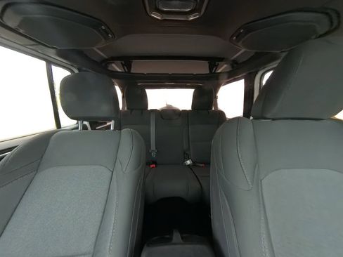 Certified 2022 Jeep Wrangler Unlimited Sport image 25