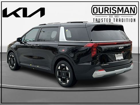 New 2026 Kia Carnival EX image 3