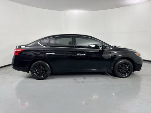Used 2018 Nissan Sentra S FWD image 35