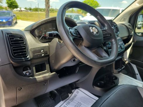 Used 2023 RAM ProMaster 2500 FWD image 19