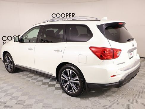 Used 2019 Nissan Pathfinder Platinum image 26