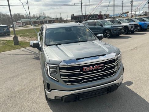 Used 2025 GMC Sierra 1500 SLT image 10