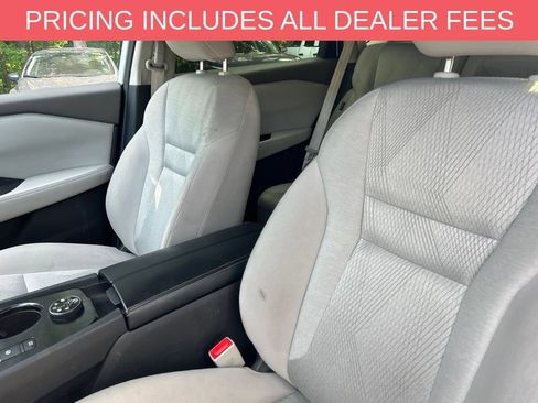 Used 2025 Nissan Rogue SV AWD/4WD image 15