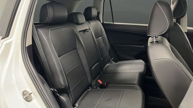 Used 2021 Volkswagen Tiguan SEL AWD/4WD image 26