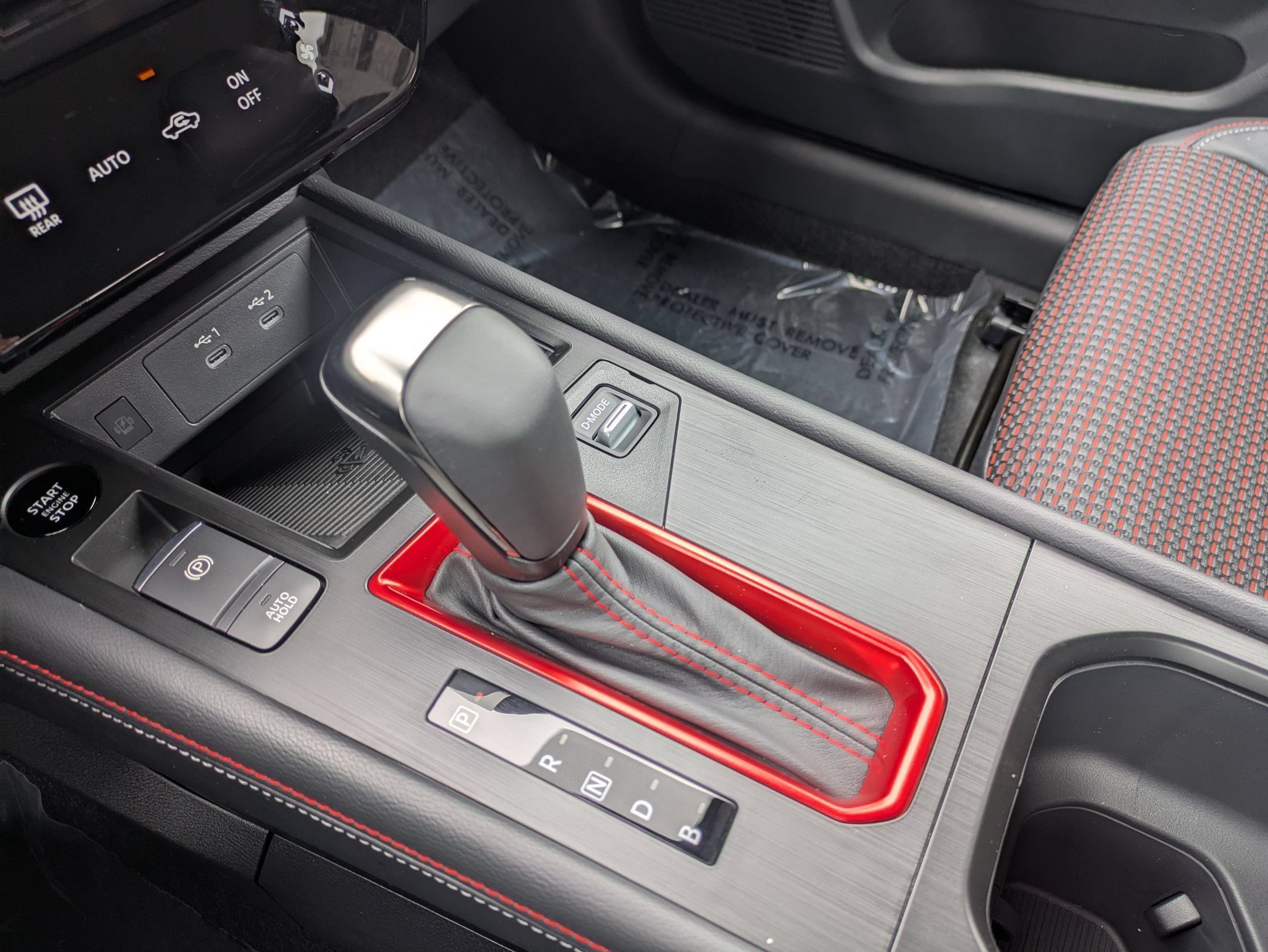 New 2026 Nissan Kicks SR FWD image 15