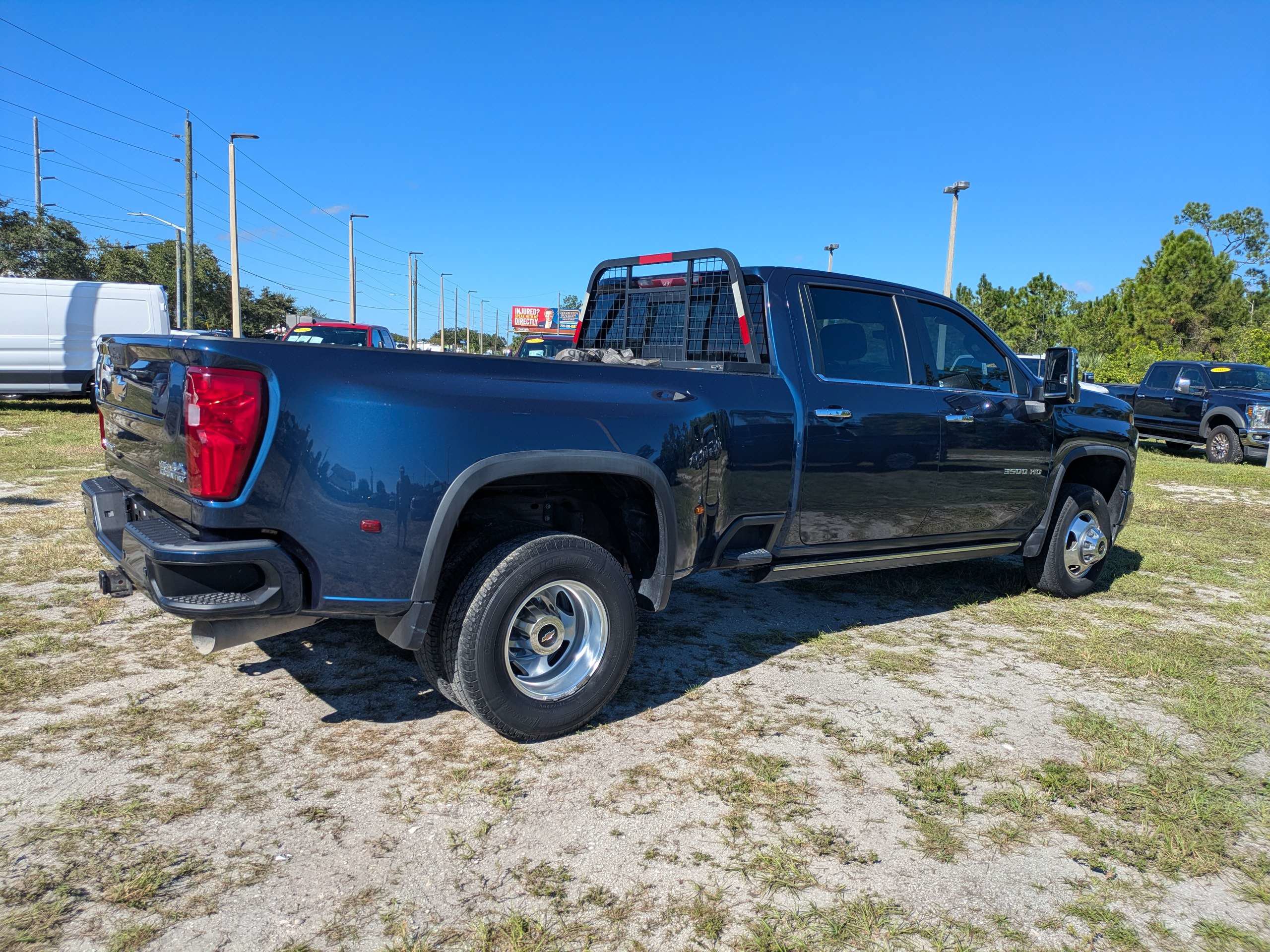 Used 2023 Chevrolet Silverado 3500 High Country AWD/4WD image 2