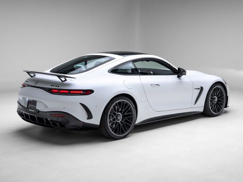 Used 2026 Mercedes-Benz AMG GT 63 image 29