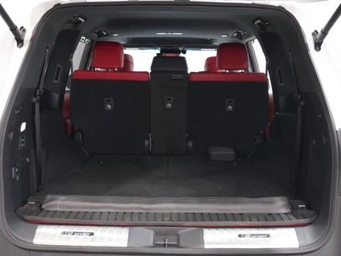 Used 2024 Lexus LX 600 F Sport image 33
