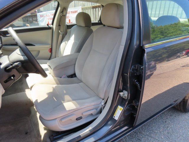 Used 2008 Chevrolet Impala LS FWD image 17