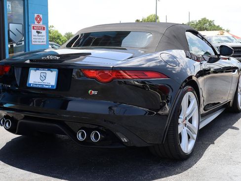Used 2015 Jaguar F-TYPE S RWD image 4