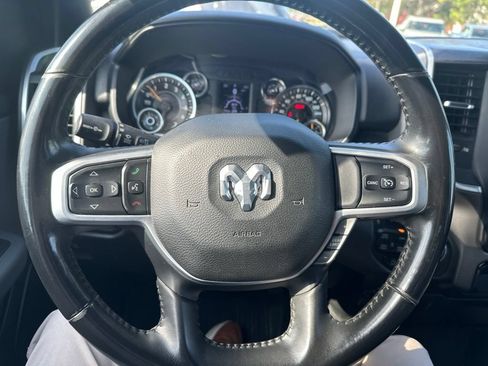 Used 2021 RAM 1500 Big Horn AWD/4WD image 16