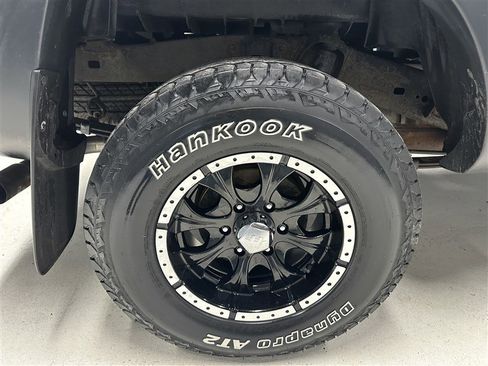 Used 2011 Toyota Tacoma 4x4 Regular Cab image 10