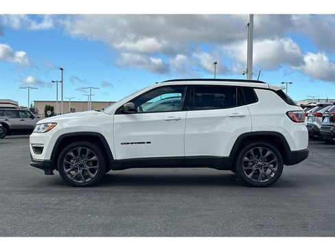 Used 2021 Jeep Compass Latitude image 7