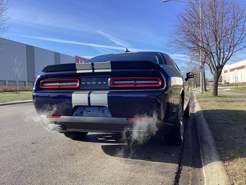 Used 2017 Dodge Challenger GT w/ GT Interior Package image 10