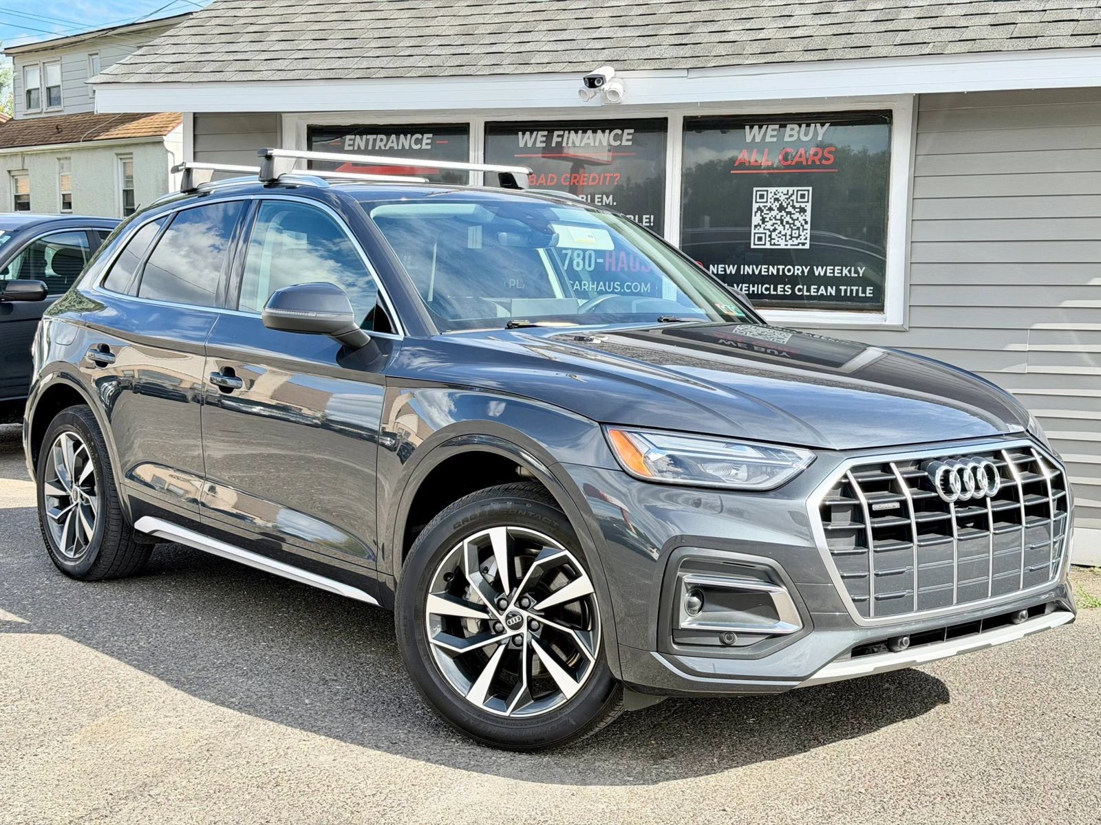 Used 2021 Audi Q5 2.0T Premium w/ Convenience Package AWD/4WD image 17