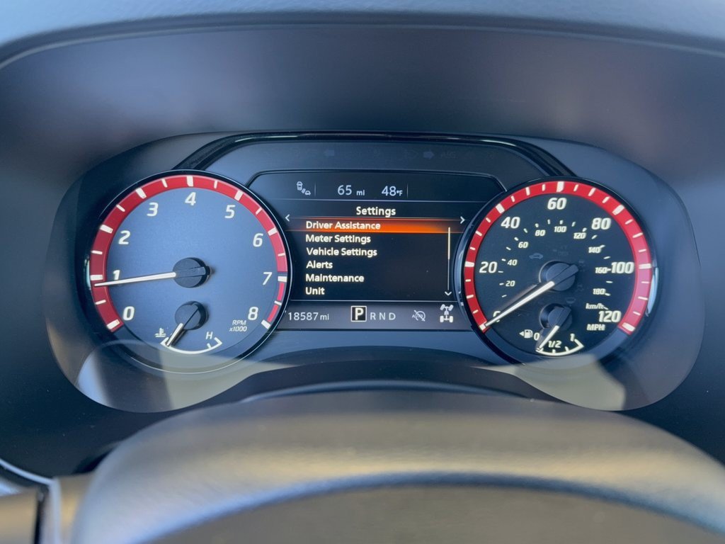 Used 2025 Nissan Frontier PRO-4X w/ Pro Convenience Package AWD/4WD image 26