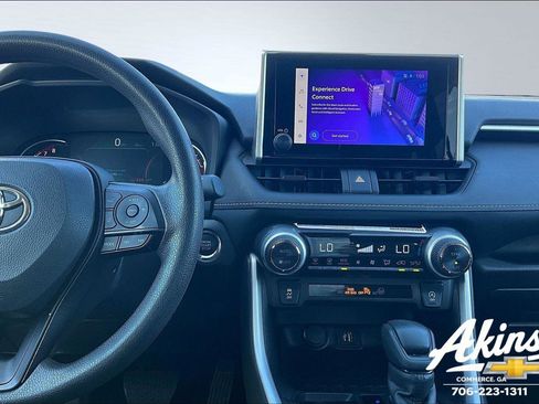 Used 2024 Toyota RAV4 XLE image 8