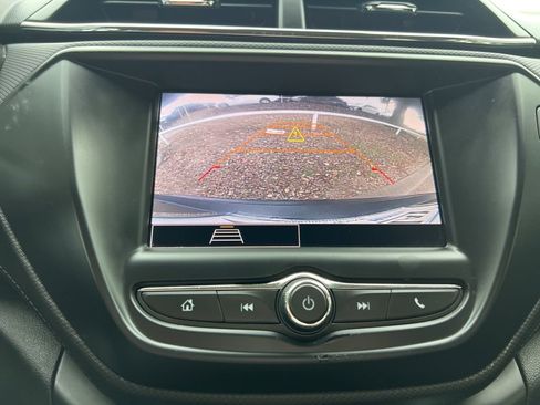 Used 2021 Chevrolet TrailBlazer LS w/ LPO, Blackout Package image 28