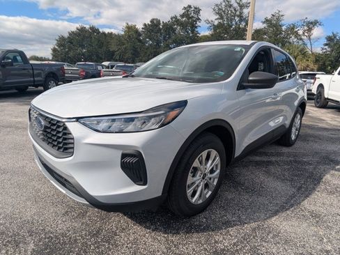 New 2026 Ford Escape Active image 9