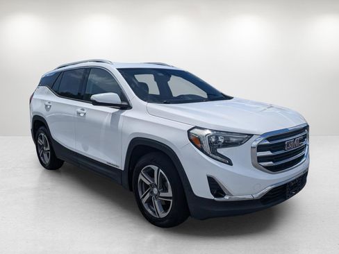 Used 2020 GMC Terrain SLT image 3