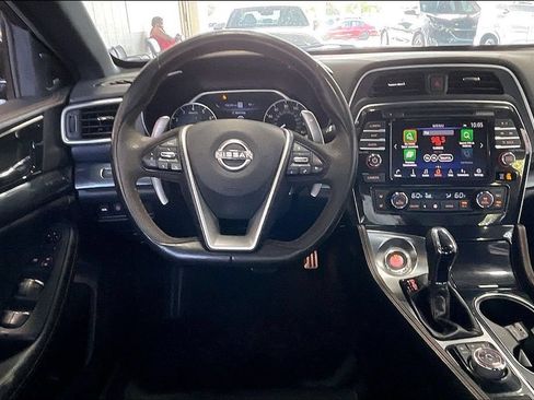 Used 2023 Nissan Maxima SR FWD image 5