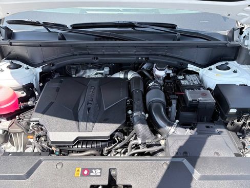 Used 2024 Hyundai Santa Fe SEL FWD image 29