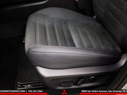 New 2025 Mitsubishi Outlander SE