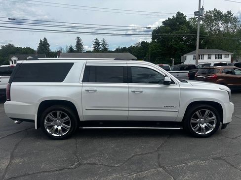 Used 2018 GMC Yukon XL Denali w/ Denali Ultimate Package AWD/4WD image 6
