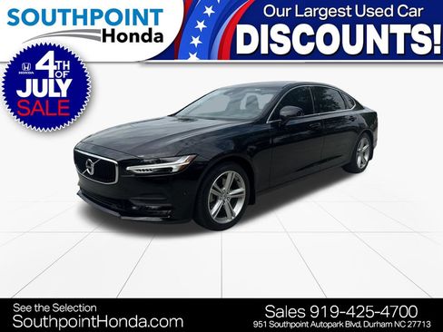 Used 2018 Volvo S90 T5 Momentum w/ Convenience Package FWD image 3