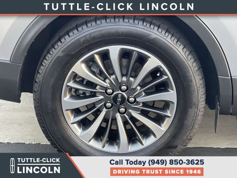 Certified 2021 Lincoln Nautilus FWD w/ Equipment Group 101A image 11