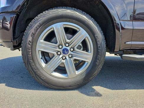 Used 2019 Ford F150 XLT w/ Equipment Group 302A Luxury AWD/4WD image 10