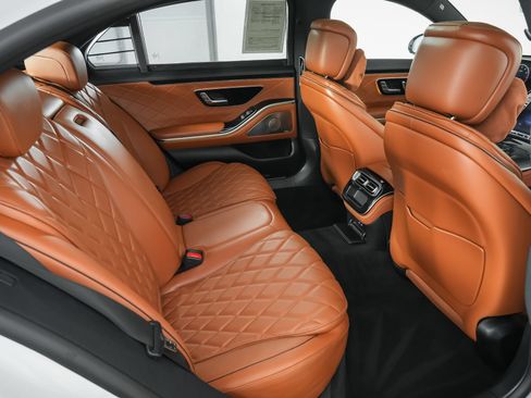 Used 2024 Mercedes-Benz S 580 4MATIC Sedan image 23
