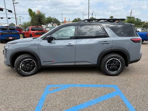 New 2026 Nissan Pathfinder Rock Creek AWD/4WD image 4