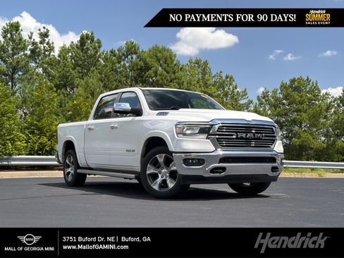 Used 2019 RAM 1500 Laramie AWD/4WD image 1