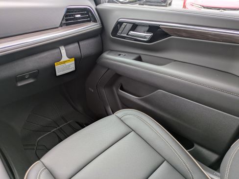 New 2026 Chevrolet Tahoe Premier image 15