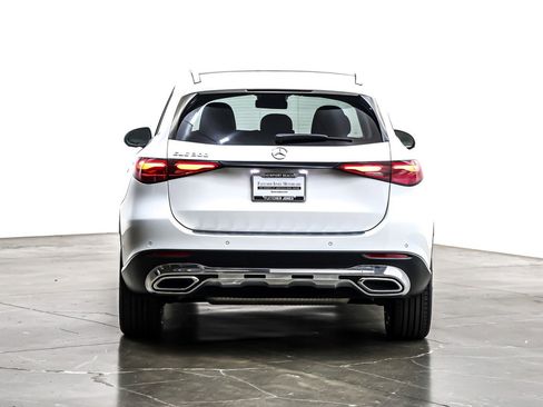 Used 2023 Mercedes-Benz GLC 300 w/ Exclusive Trim Package image 4