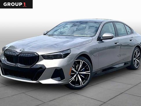 New 2027 BMW 550e xDrive w/ Executive Package AWD/4WD image 1