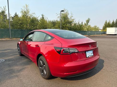 Used 2023 Tesla Model 3 Standard Range RWD image 5