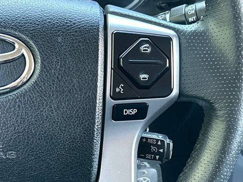Used 2019 Toyota 4Runner SR5 Premium AWD/4WD image 65