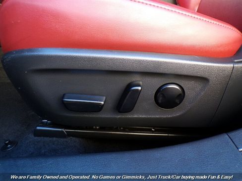 Used 2022 MAZDA MAZDA3 s image 17