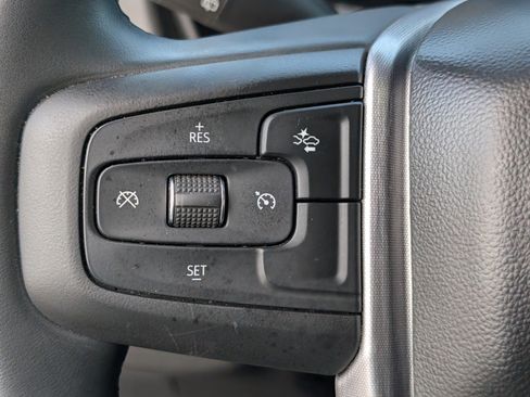 Used 2023 GMC Yukon SLE image 19