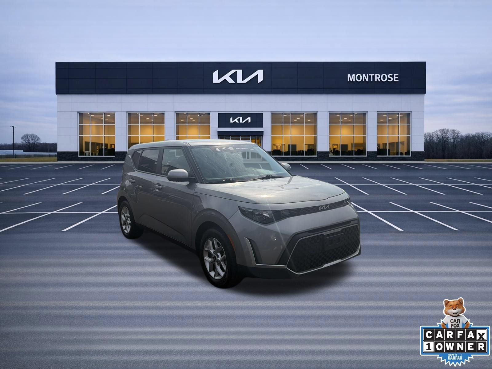 Used 2024 Kia Soul LX w/ Option Group 015 FWD image 3