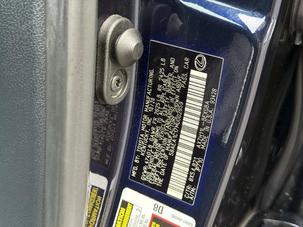 Used 2021 Lexus ES 300h w/ Accessory Package FWD image 31