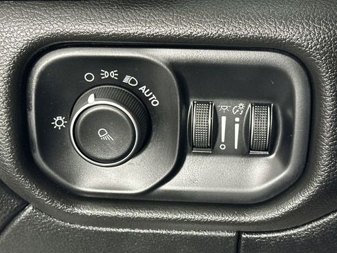 Used 2020 RAM 2500 Tradesman image 26