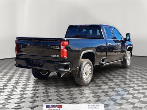 Used 2022 Chevrolet Silverado 3500 High Country image 4