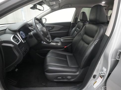 Used 2023 Nissan Murano SV image 7