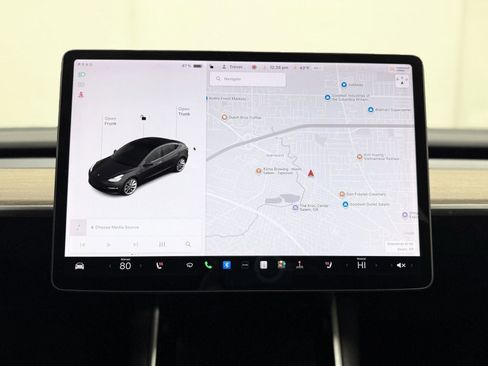 Used 2020 Tesla Model 3 Standard Range Plus image 21