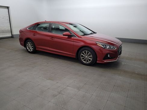 Used 2019 Hyundai Sonata SE w/ Winter Weather Package image 11