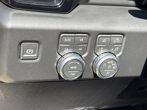 New 2026 GMC Sierra 2500 AT4 w/ AT4 Premium Plus Package AWD/4WD image 29