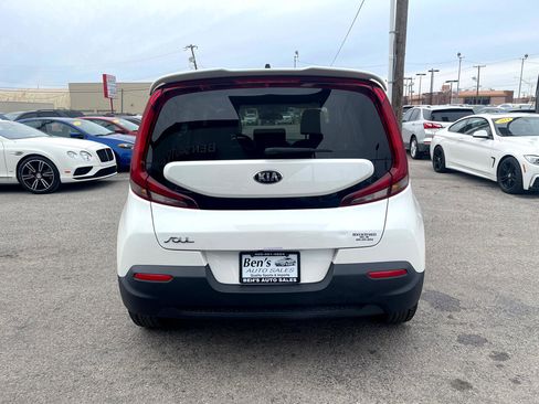 Used 2021 Kia Soul LX image 7
